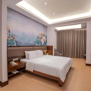 One-Bedroom Room